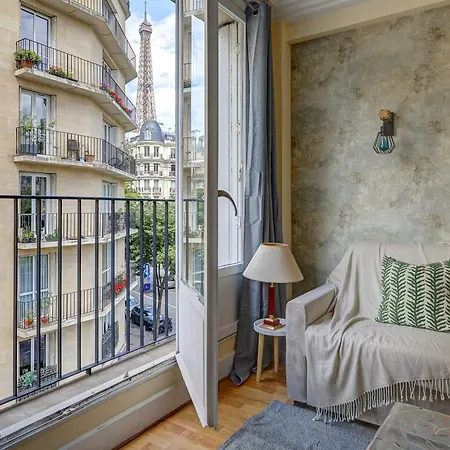 Daire Champ De Mars & Eiffel Tower -1br - Vacation *