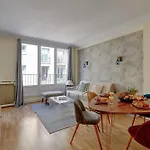 Champ De Mars & Eiffel Tower -1br - Vacation