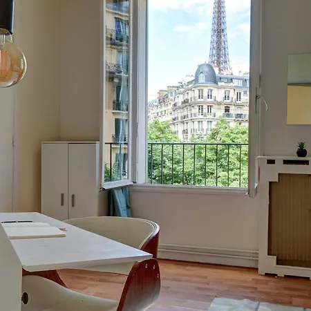 Champ De Mars & Eiffel Tower -1br - Vacation * Paryż